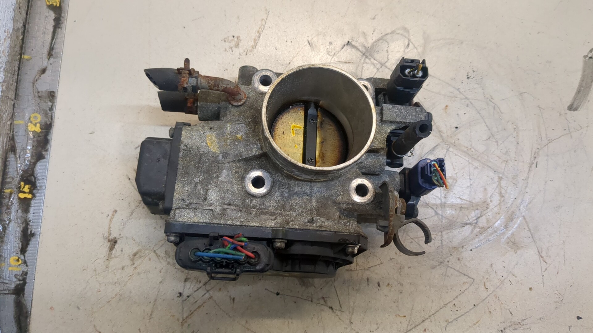 Заслонка дроссельная электрическая