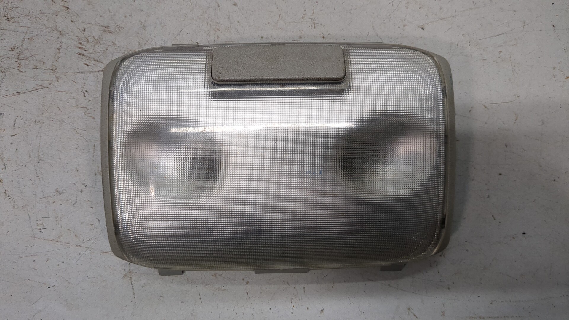 Плафон салонный