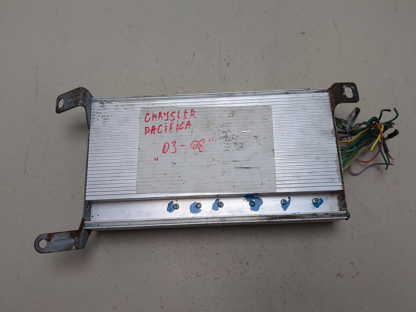 Усилитель акустической системы