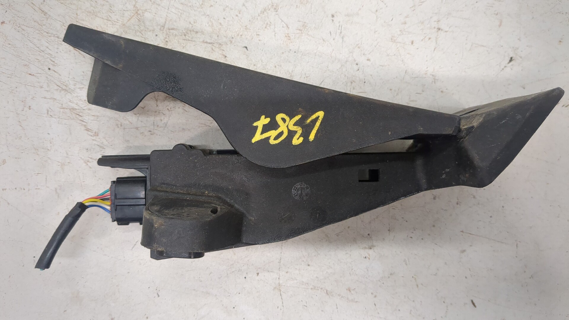 Педаль газа