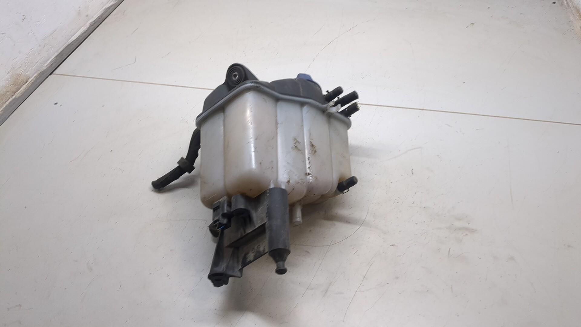 Бачок расширительный