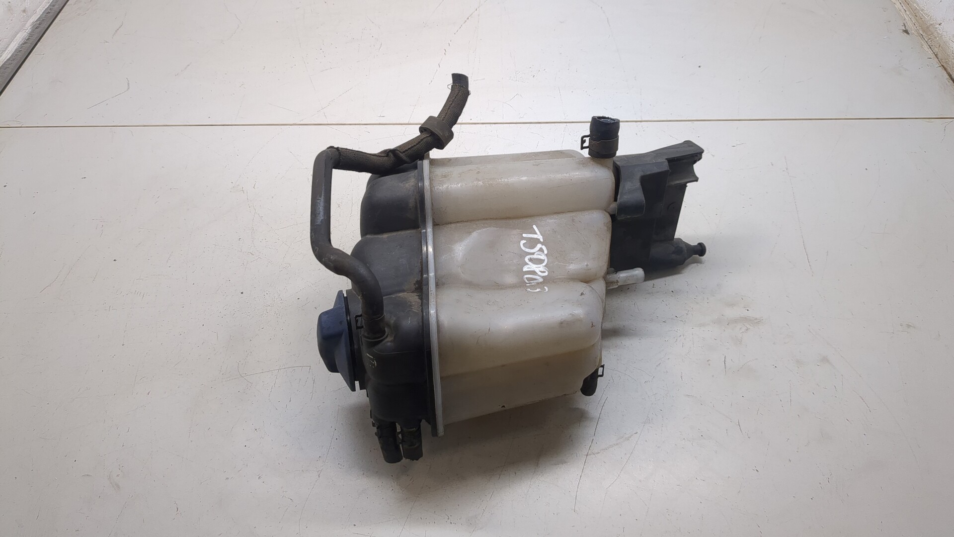 Бачок расширительный