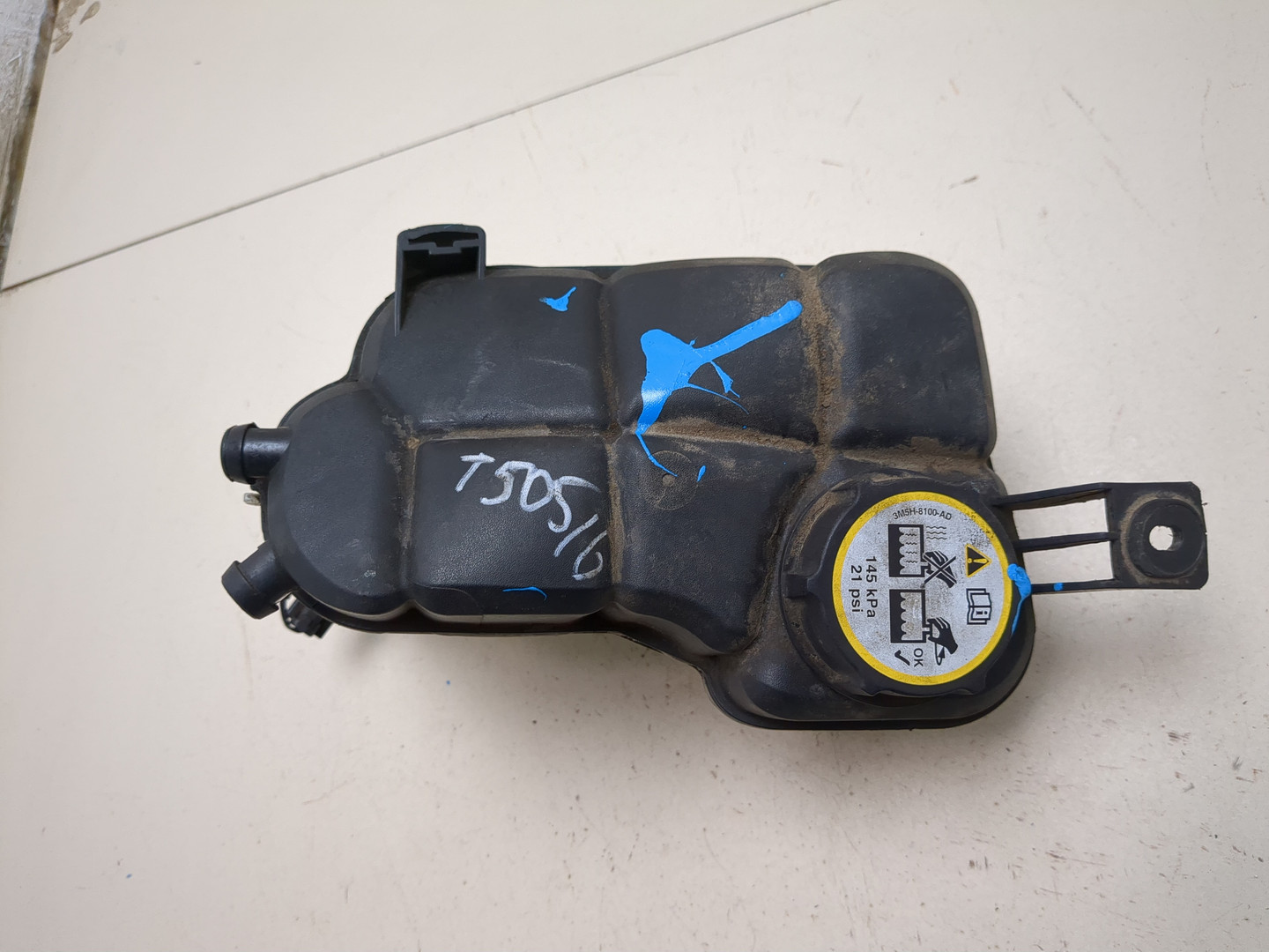 Бачок расширительный