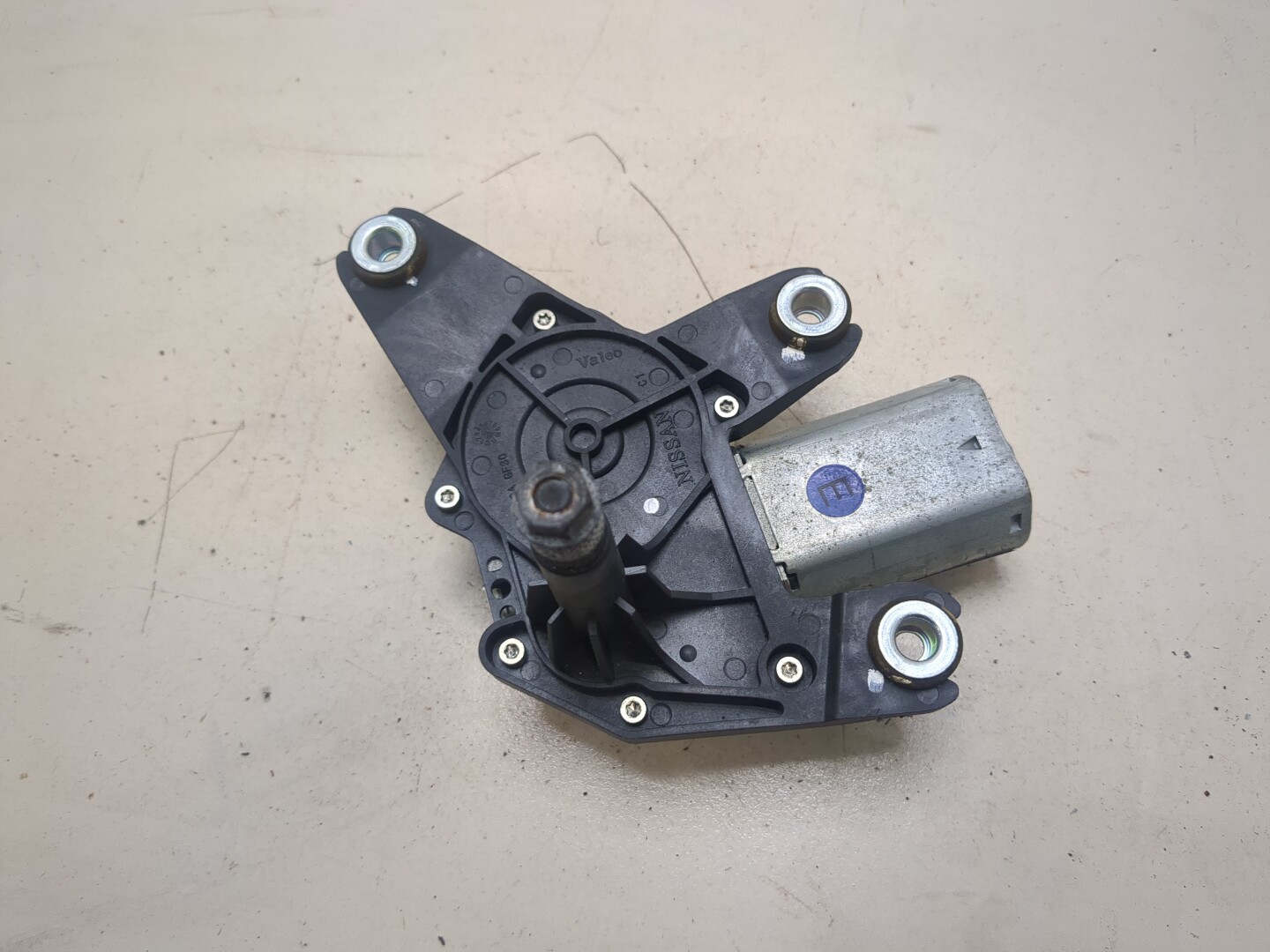 Моторчик стеклоочистителя задний