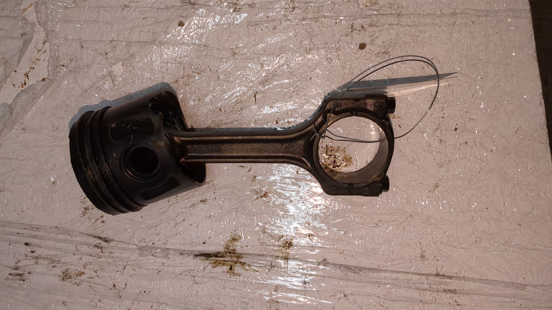 Поршень для Astra J (P10) 2009-2017