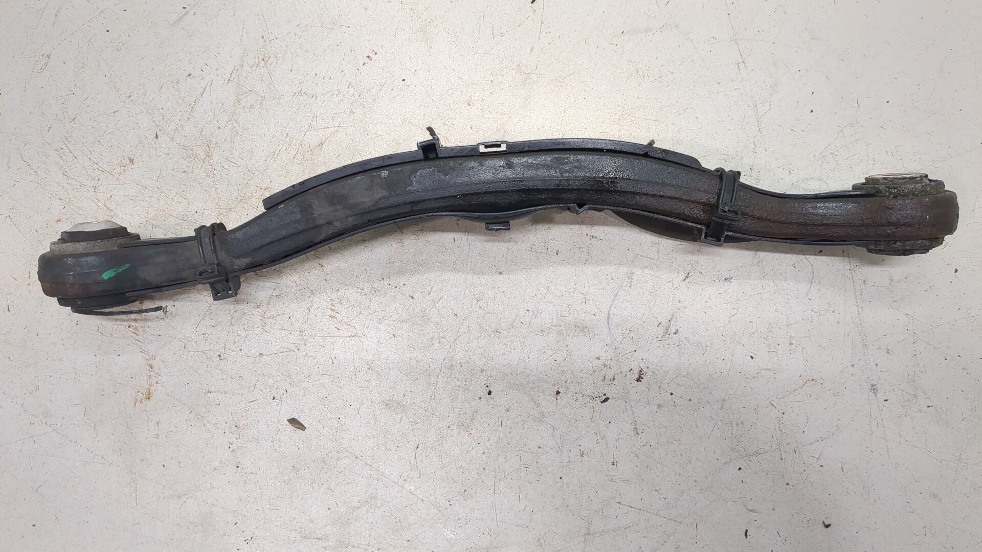 Рычаг задний