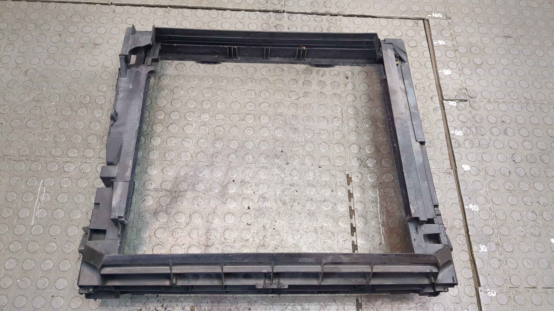 Диффузор вентилятора