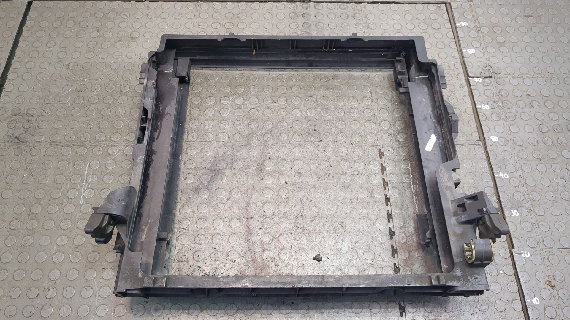 Диффузор вентилятора