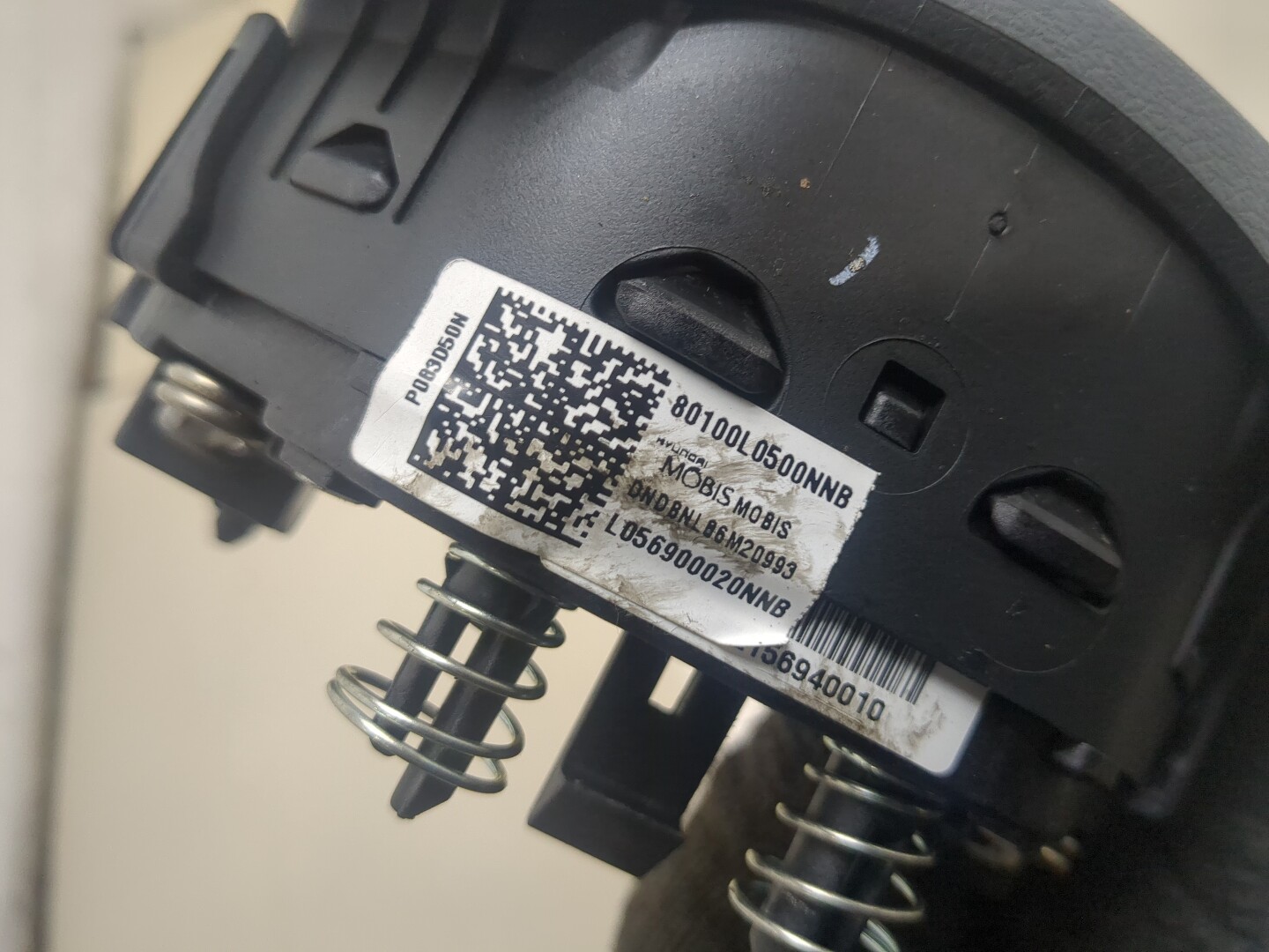 Подушка безопасности в рулевое колесо