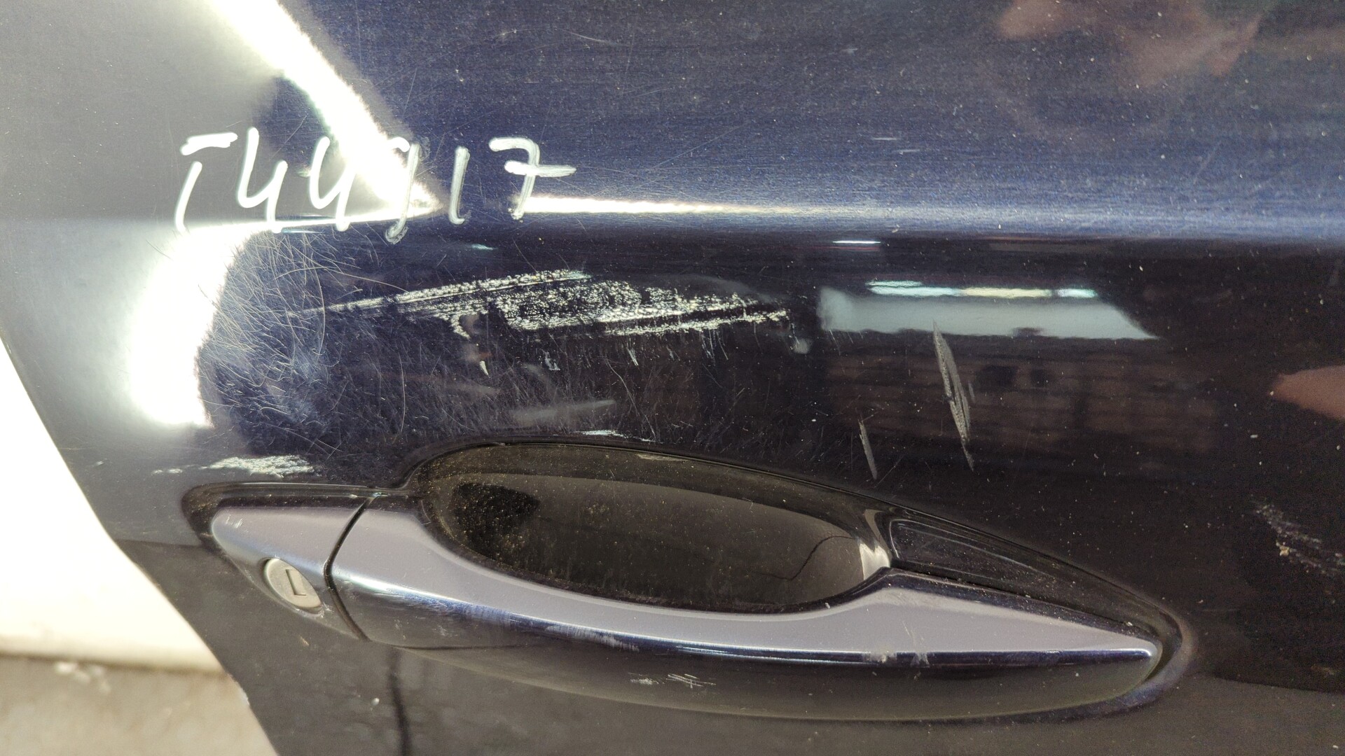 Дверь передняя правая