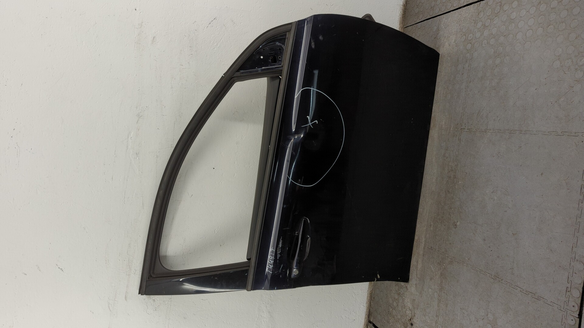 Дверь передняя правая