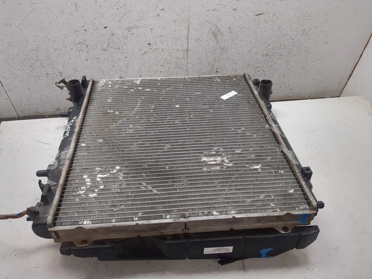 Радиатор охлаждения двигателя основной