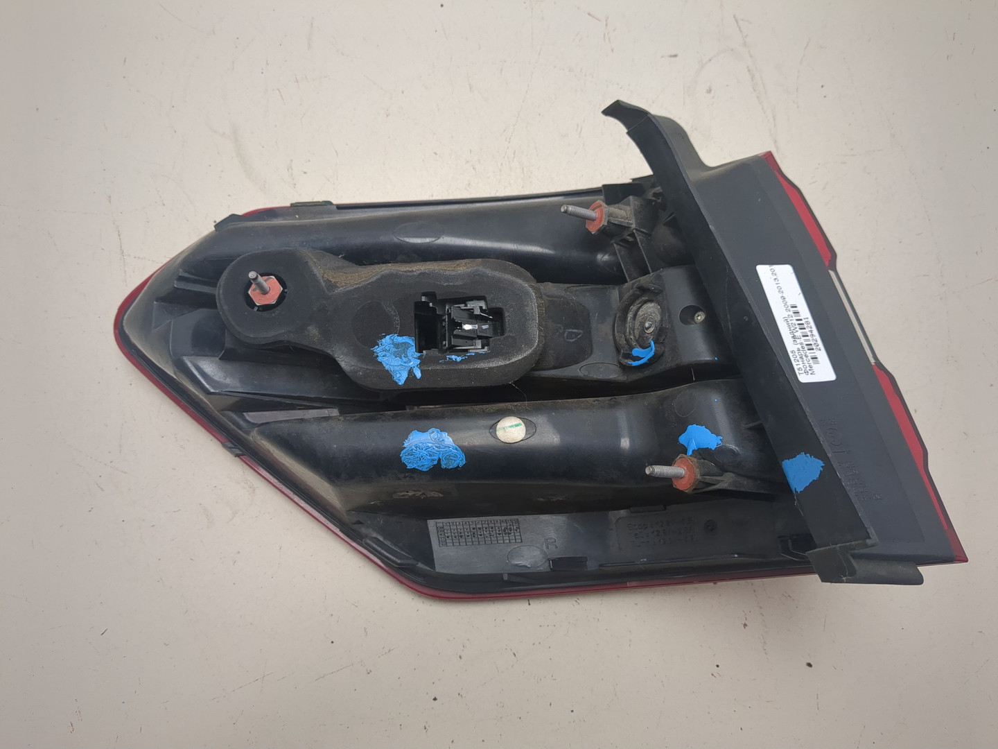 Фонарь задний правый