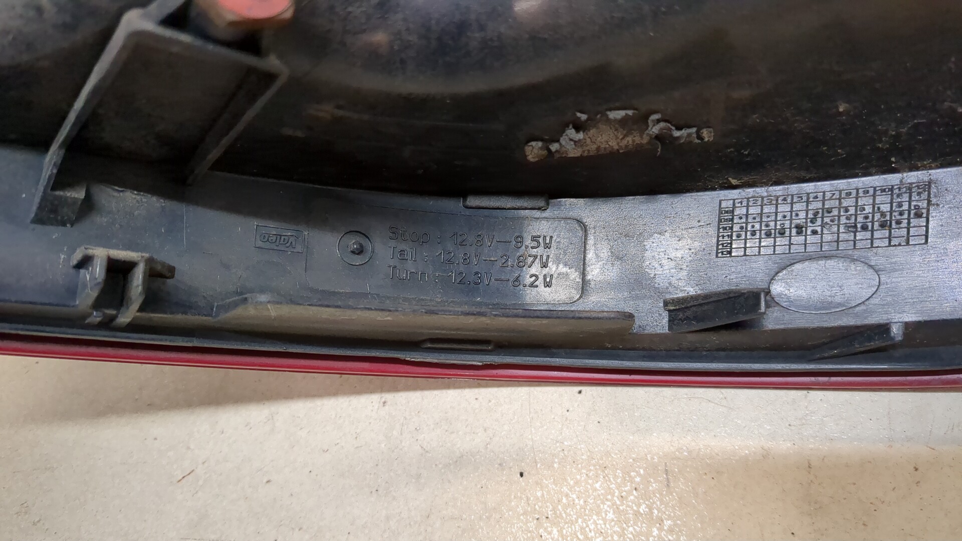 Фонарь задний левый