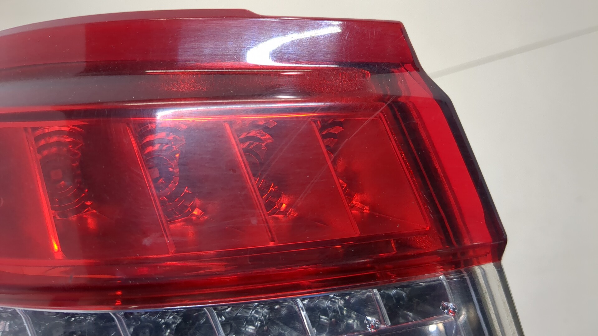 Фонарь задний левый