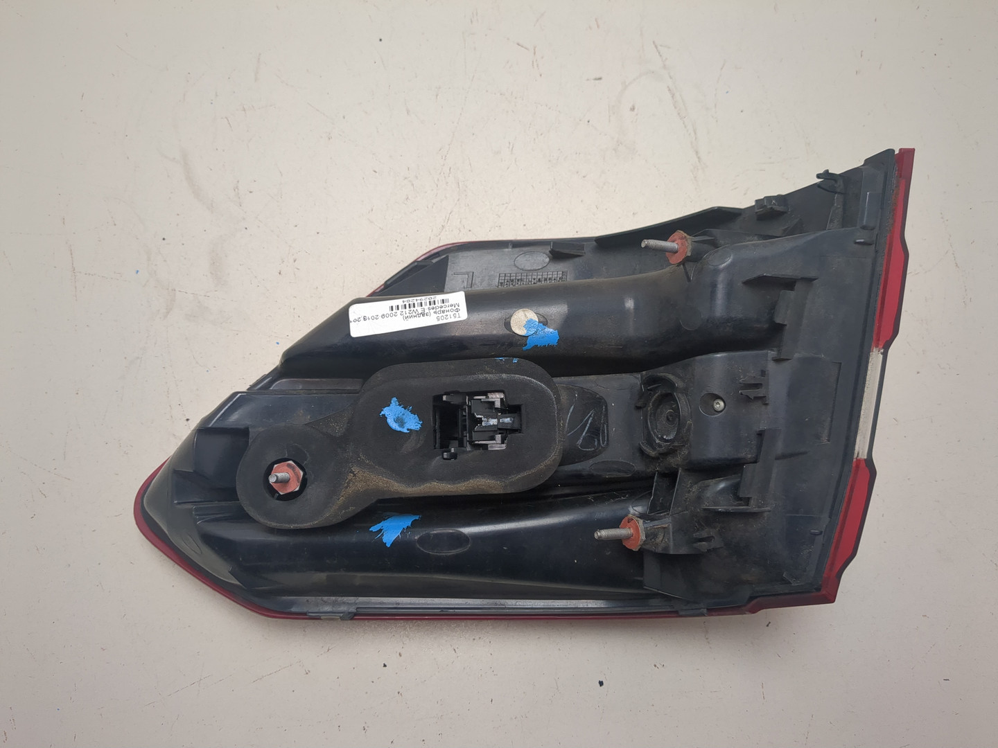 Фонарь задний левый