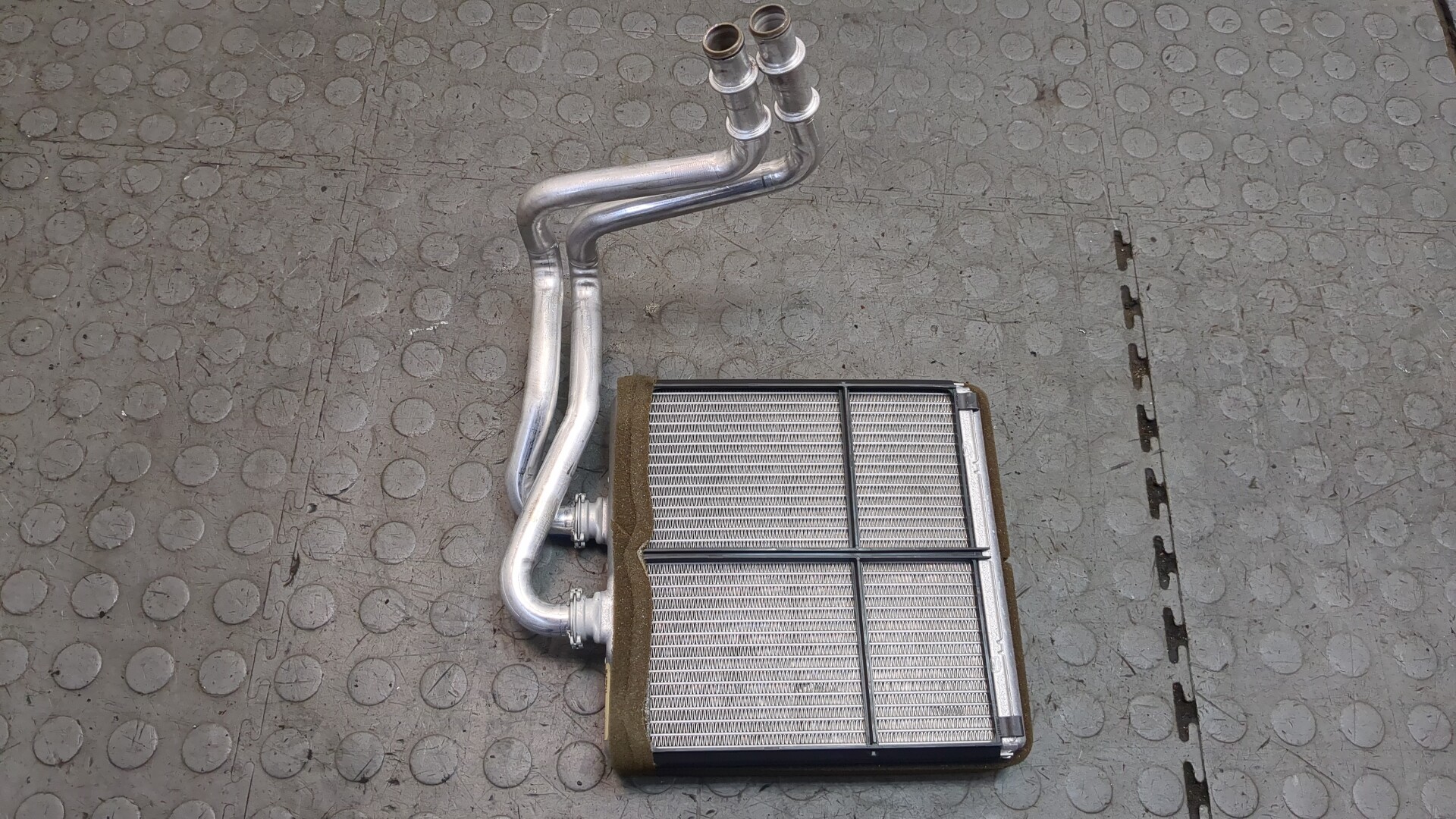 Радиатор отопителя