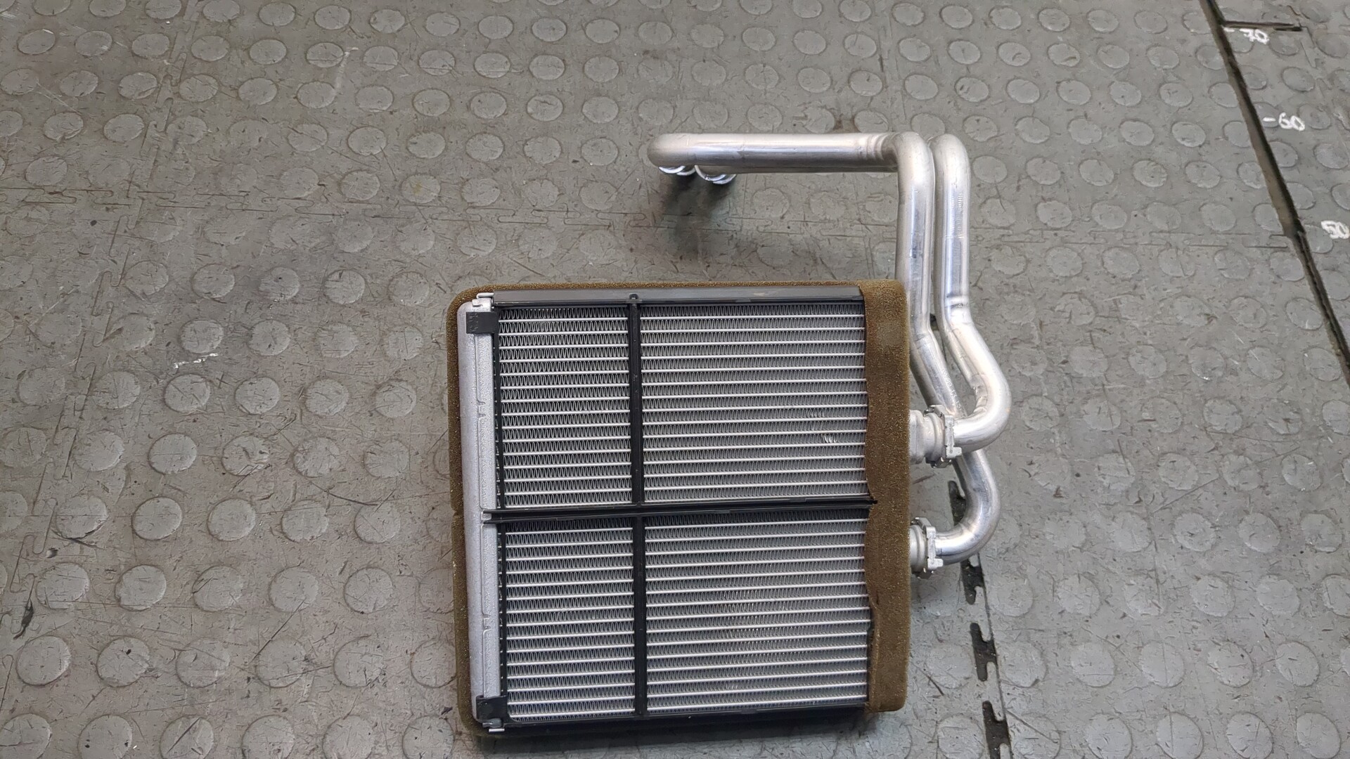 Радиатор отопителя