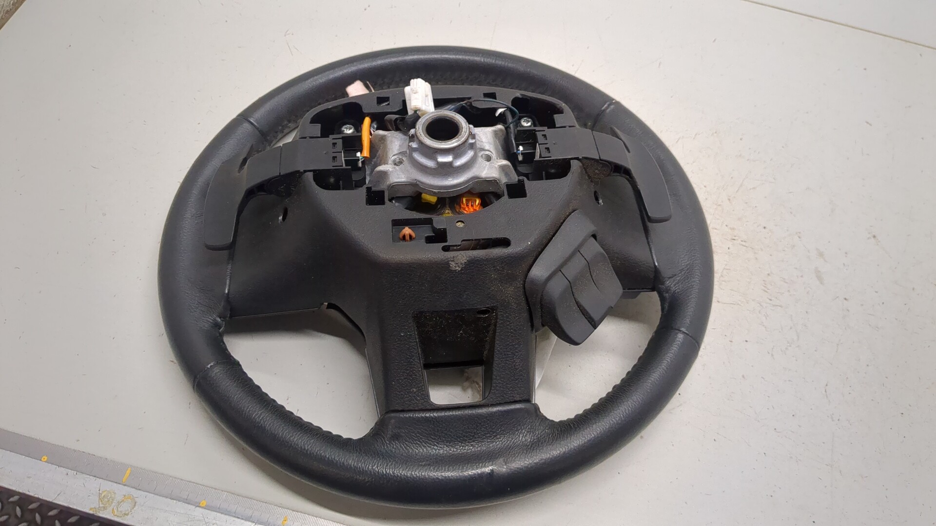 Рулевое колесо (руль)