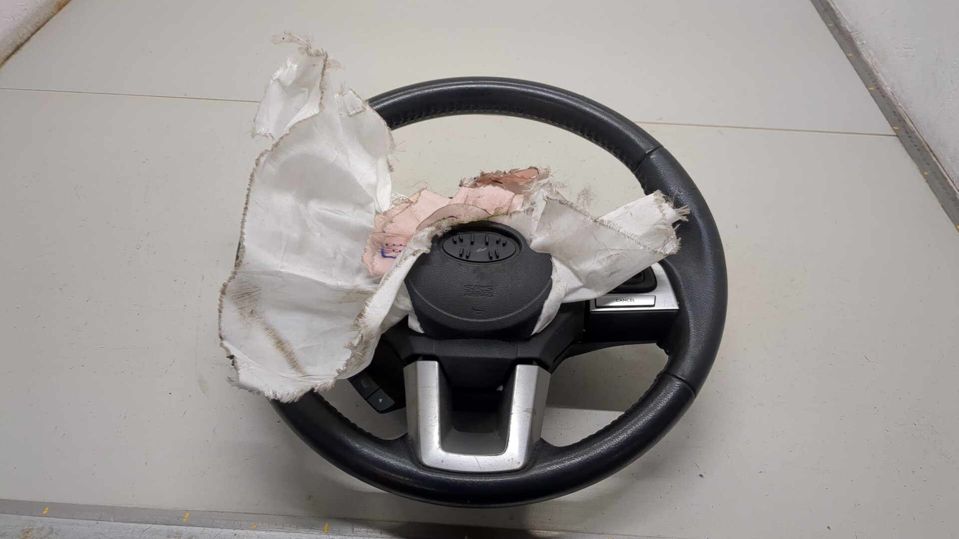 Рулевое колесо (руль)