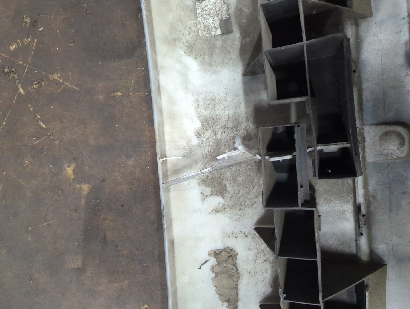 Бампер задний