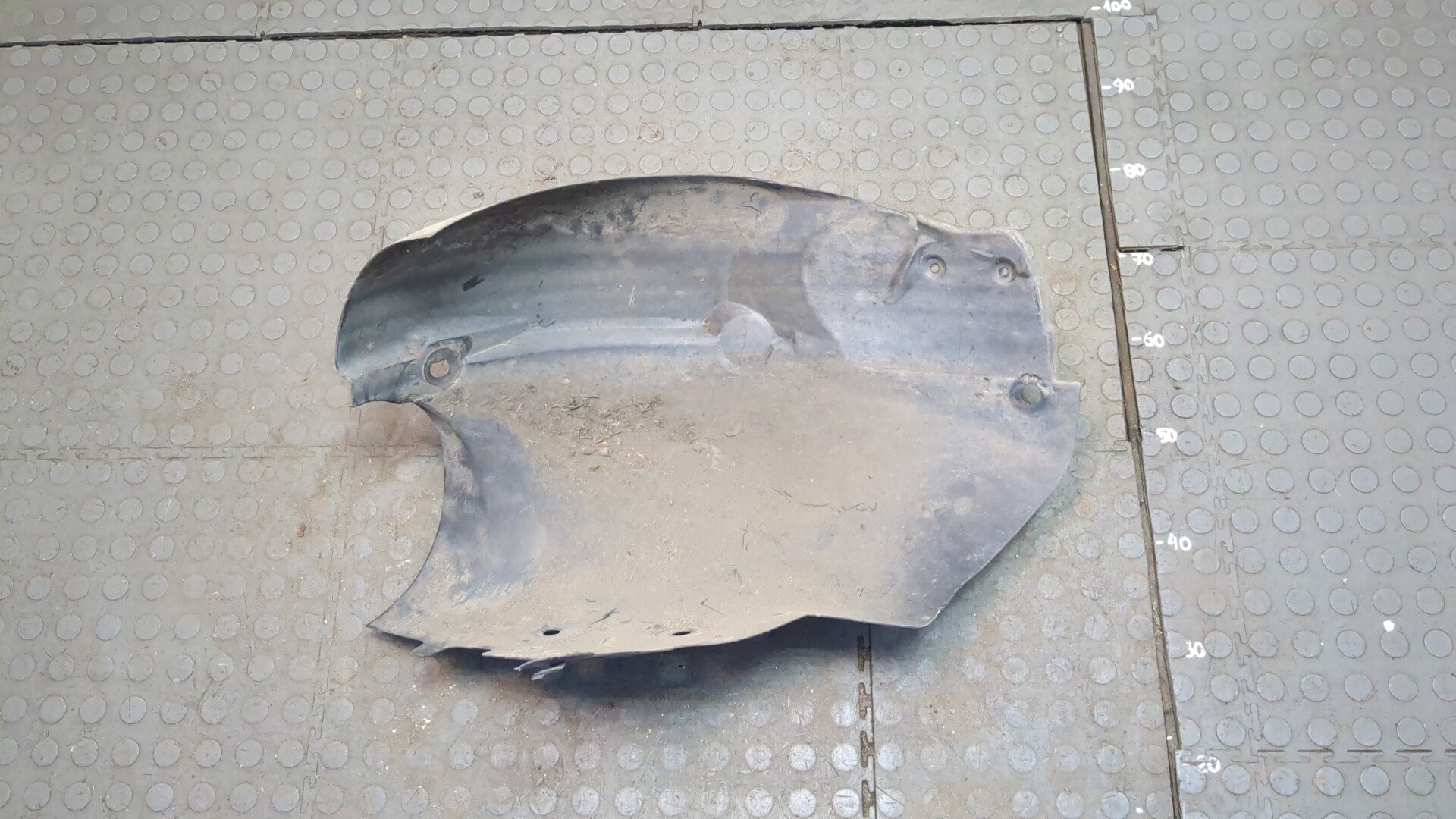 Локер передний левый