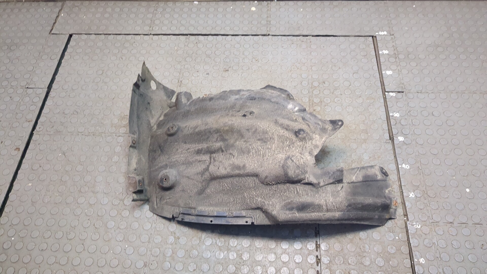 Локер передний правый