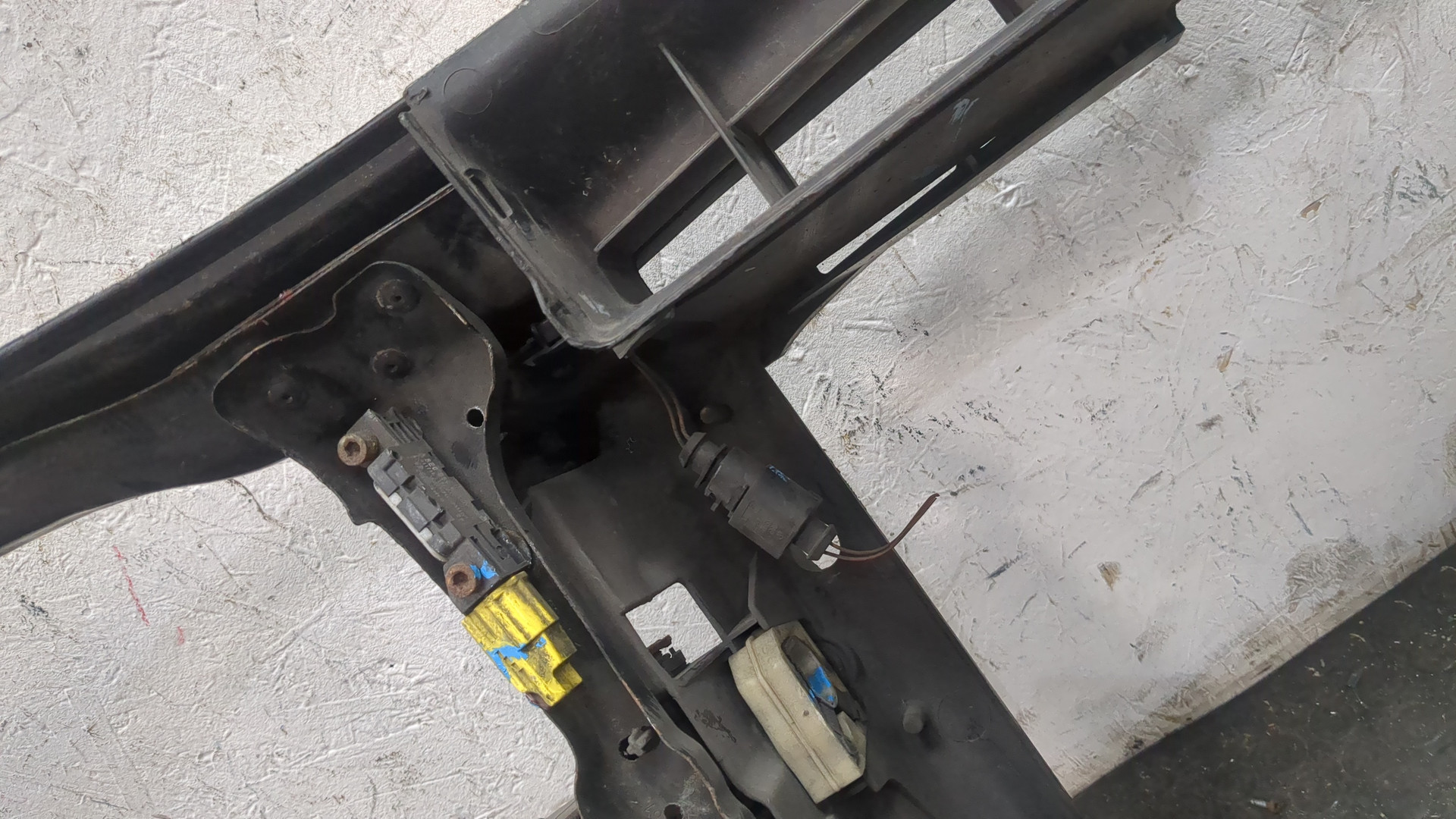 Панель передняя (телевизор)