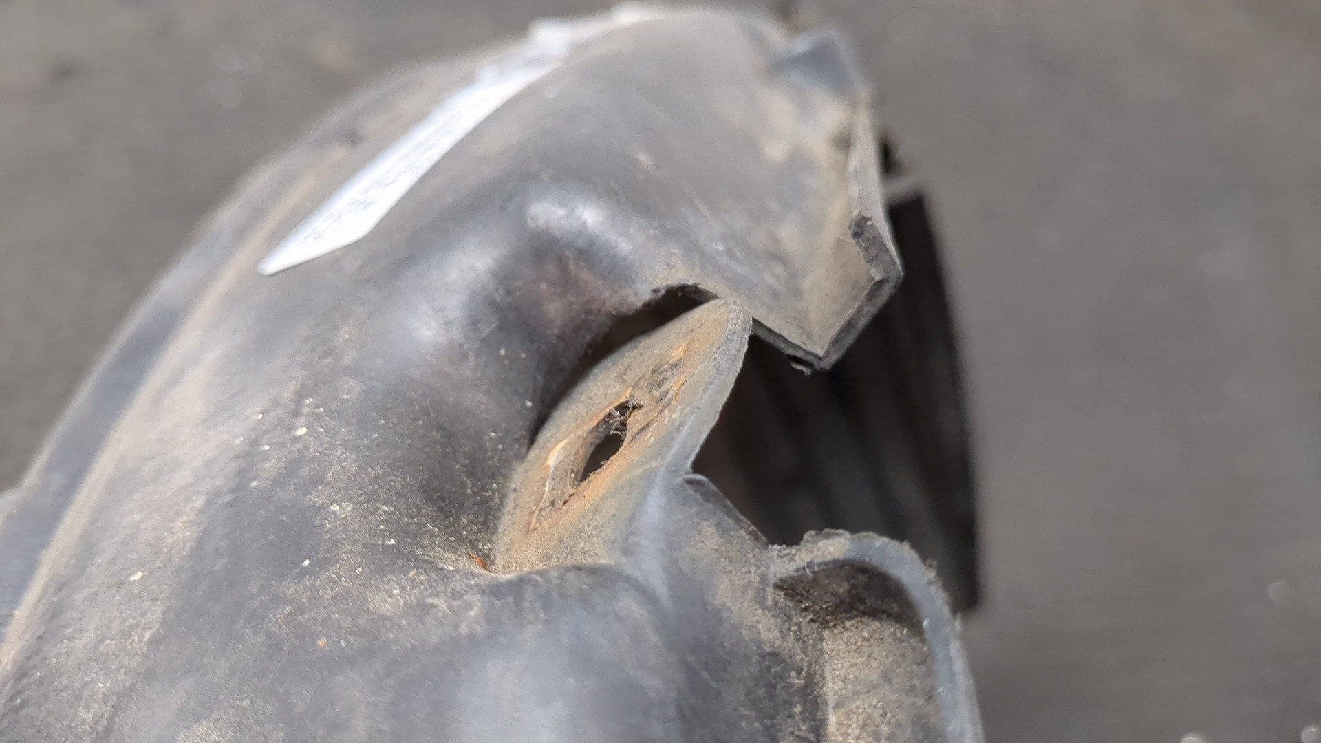 Локер передний левый