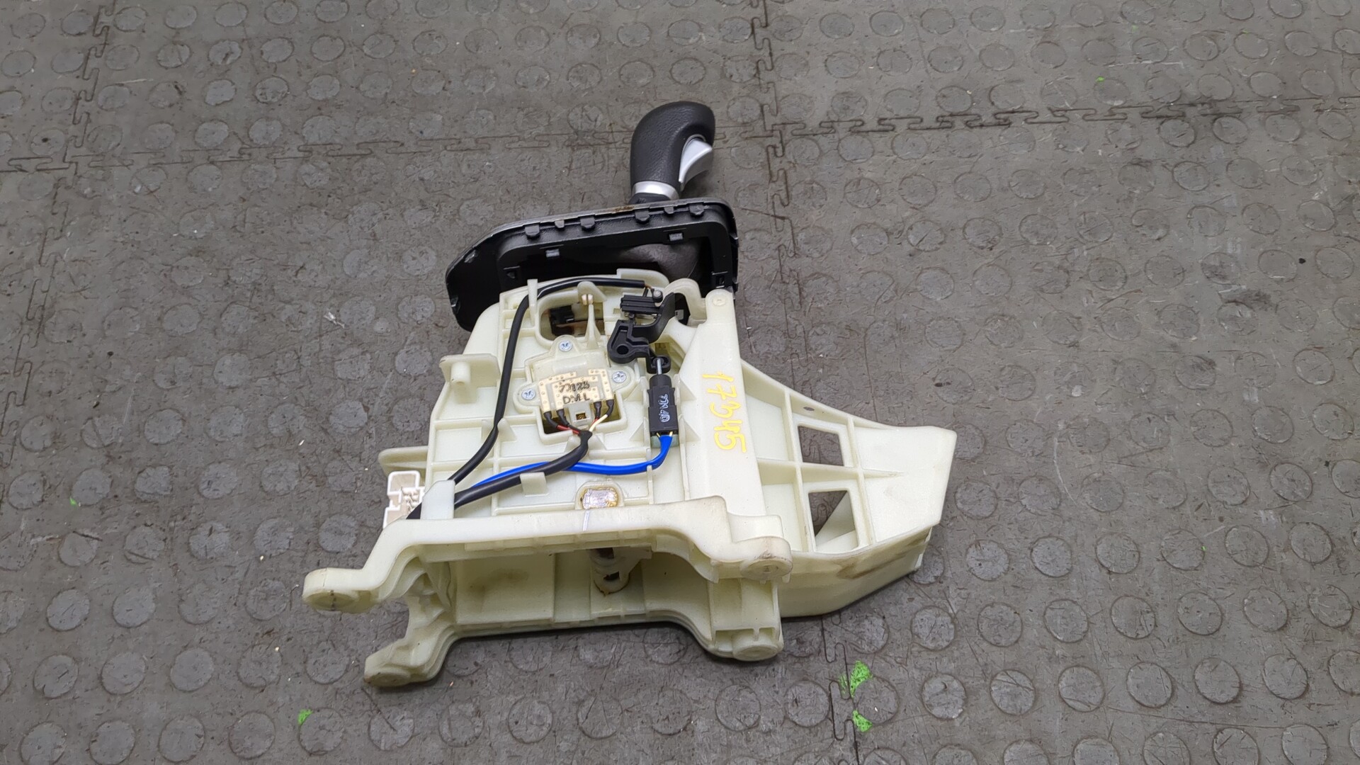 Кулиса МКПП / АКПП