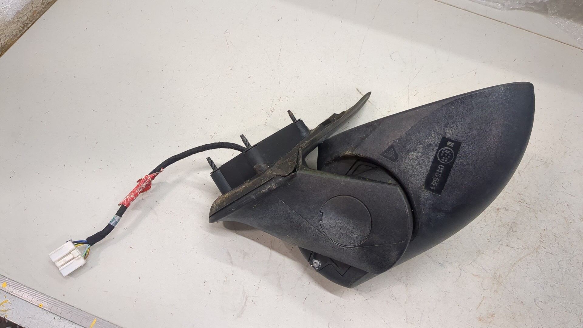 Зеркало правое электрическое