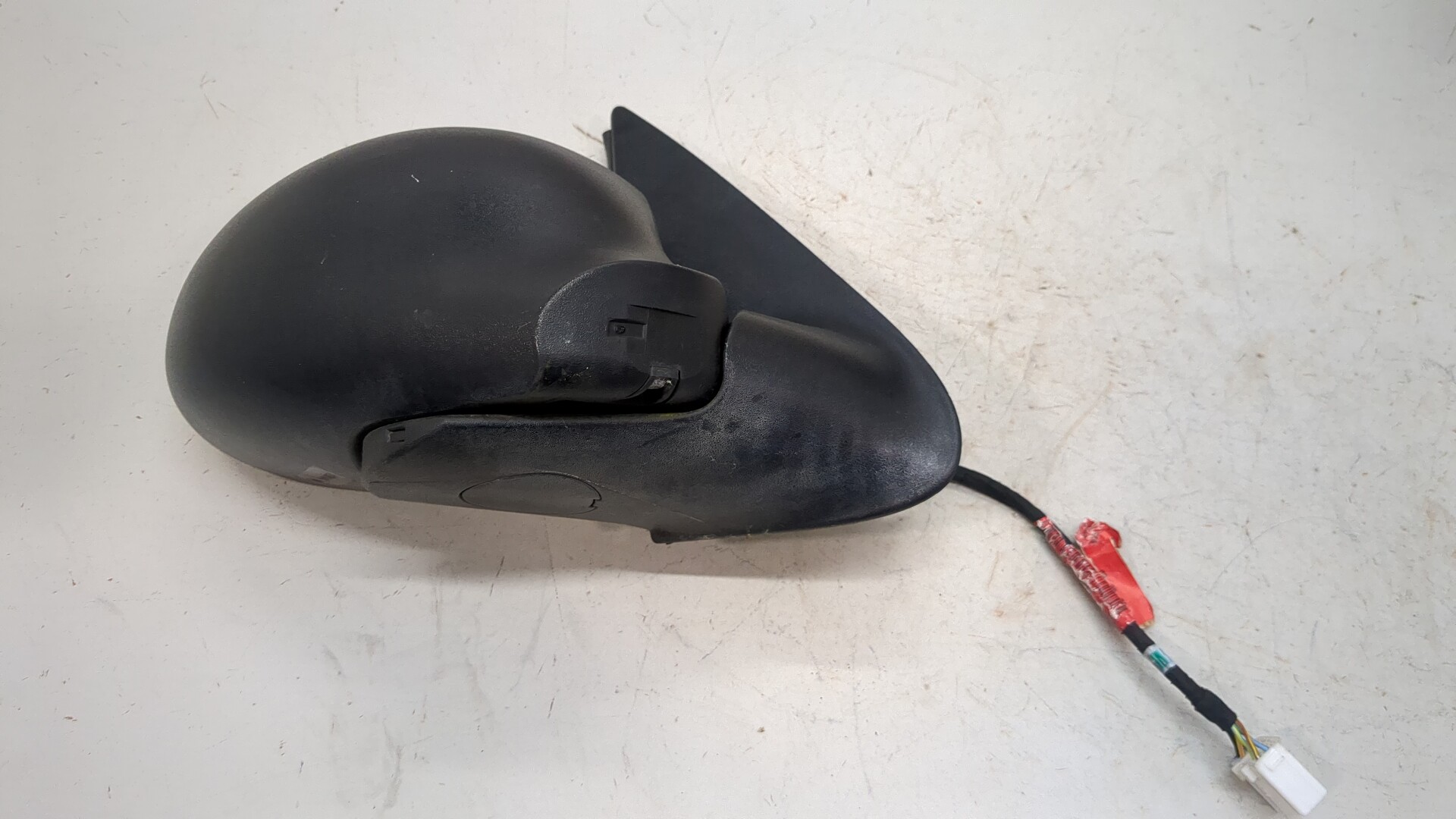 Зеркало правое электрическое