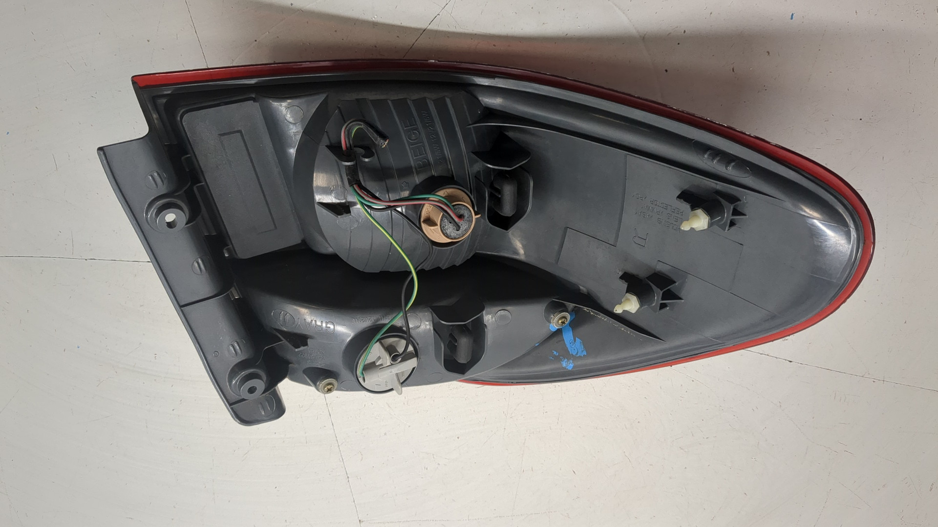 Фонарь задний правый