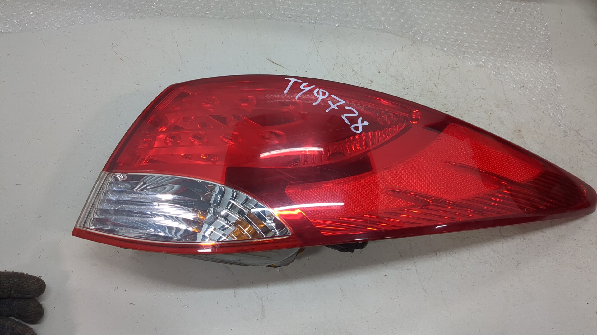 Фонарь задний правый