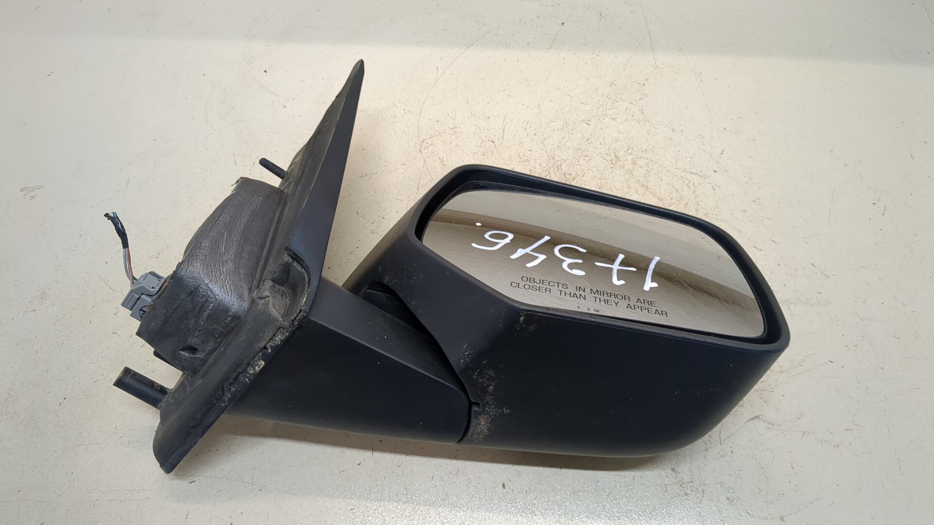 Зеркало правое электрическое