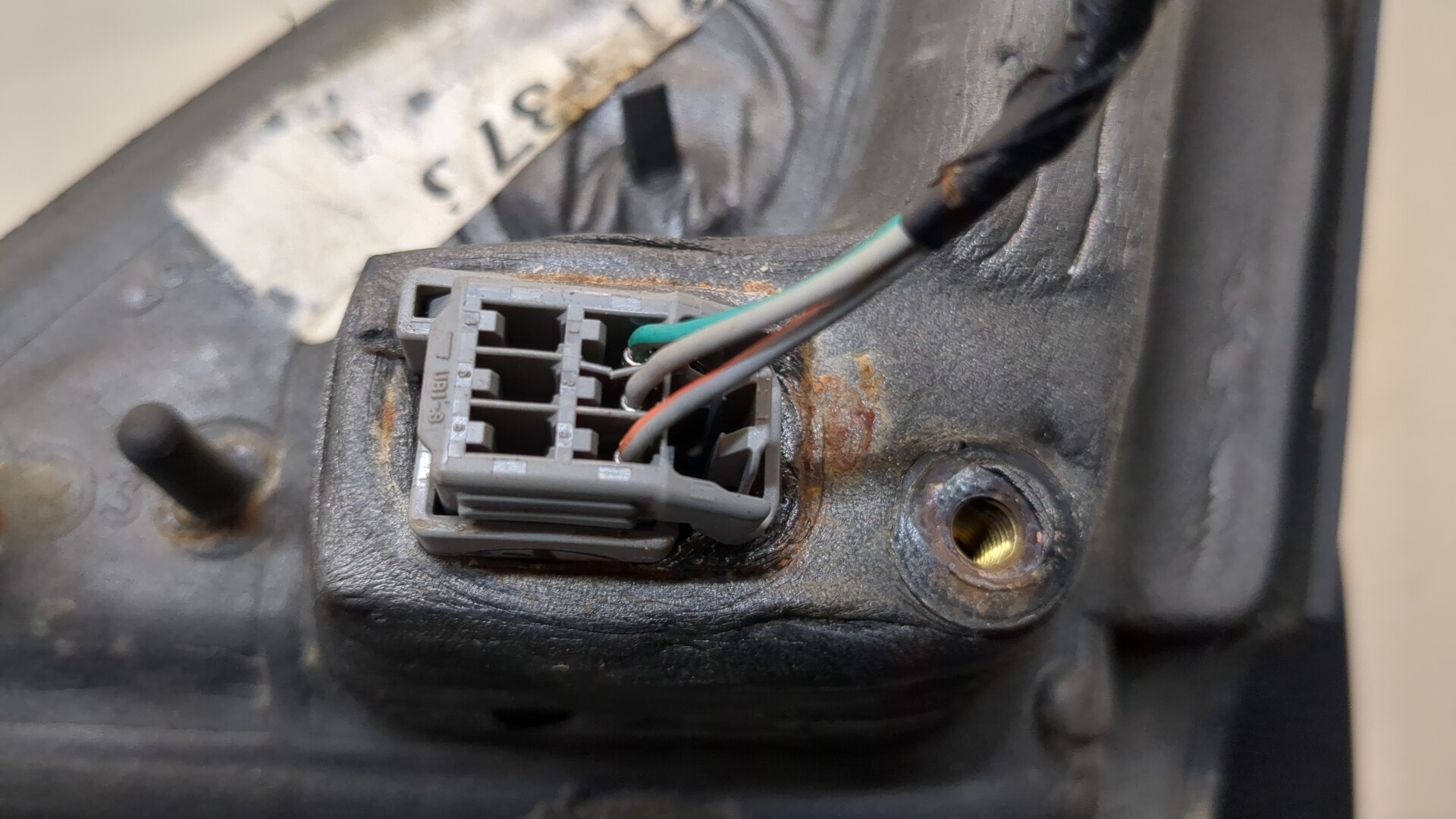 Зеркало правое электрическое