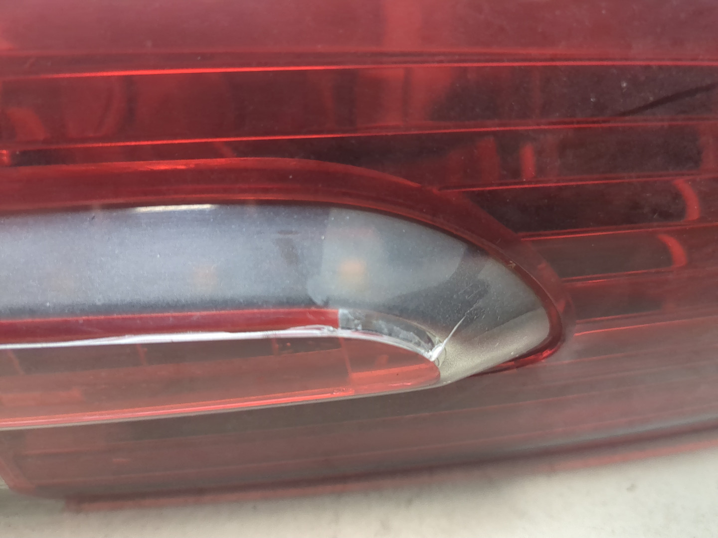 Фонарь задний левый