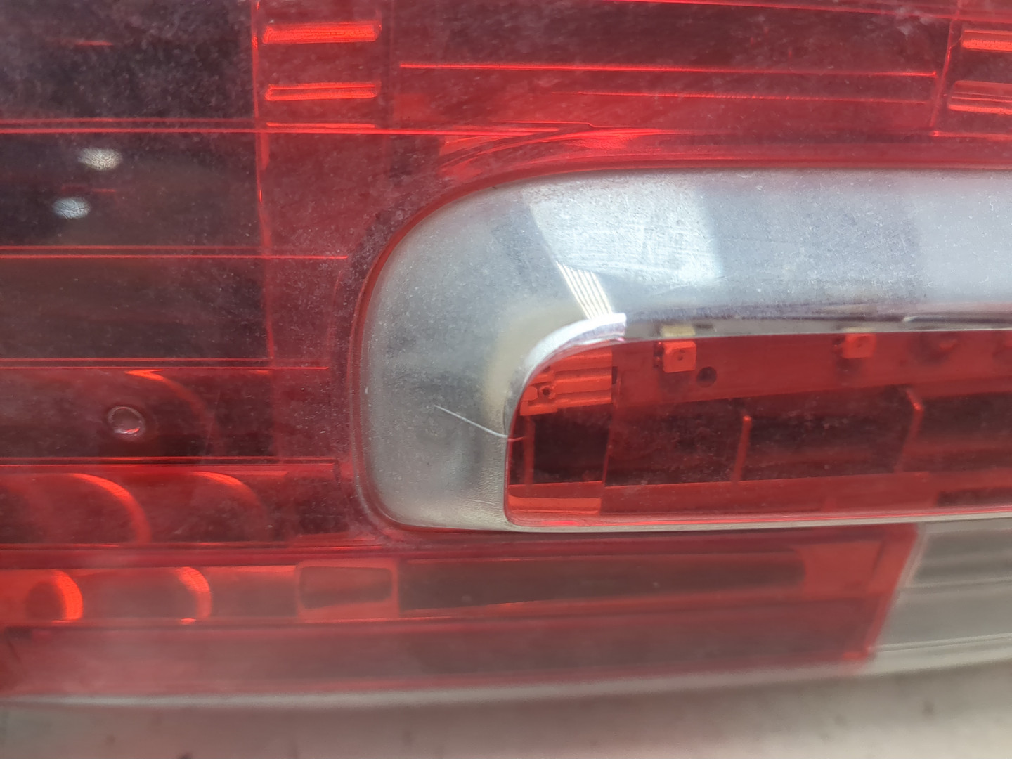 Фонарь задний левый