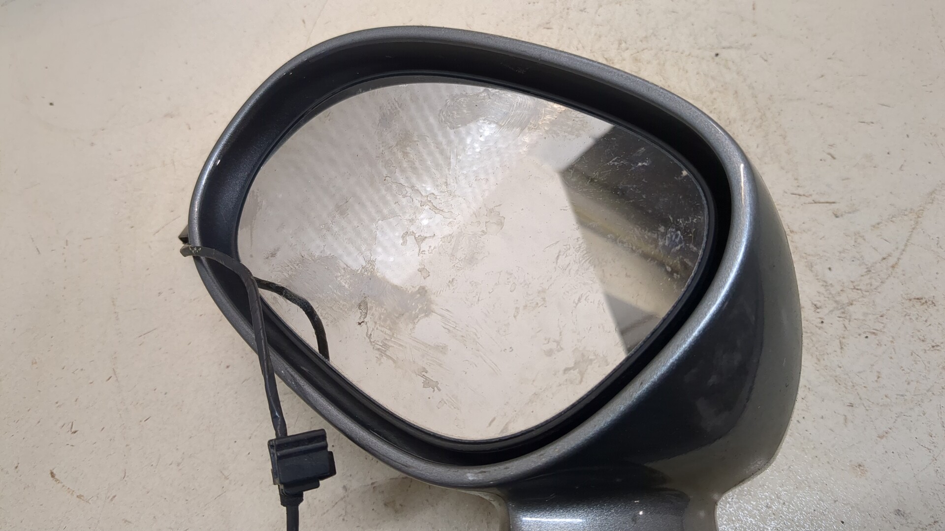 Зеркало левое электрическое