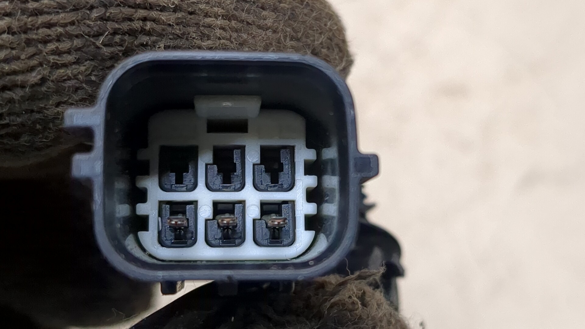 Зеркало левое электрическое