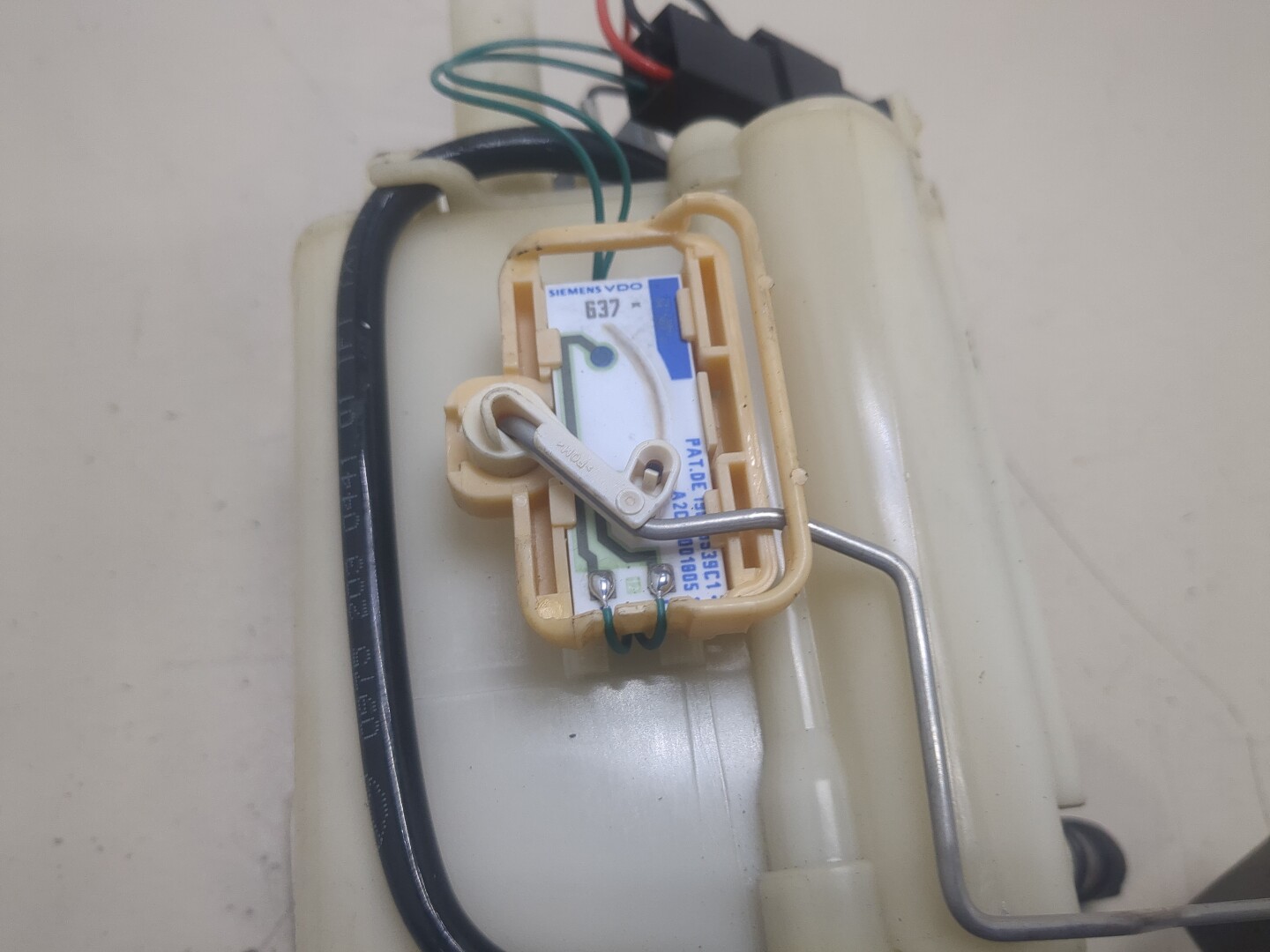 Насос топливный электрический