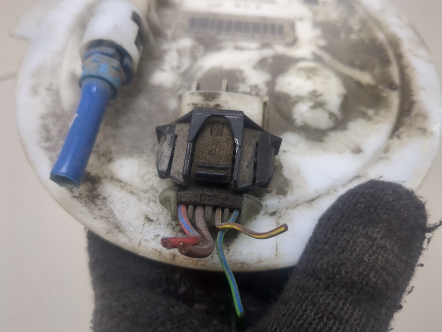 Насос топливный электрический