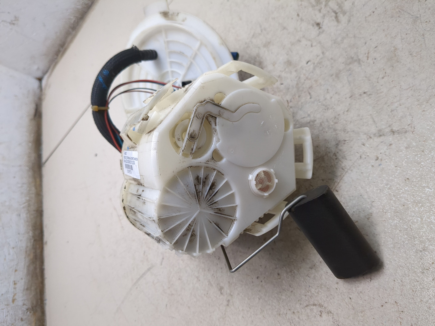 Насос топливный электрический