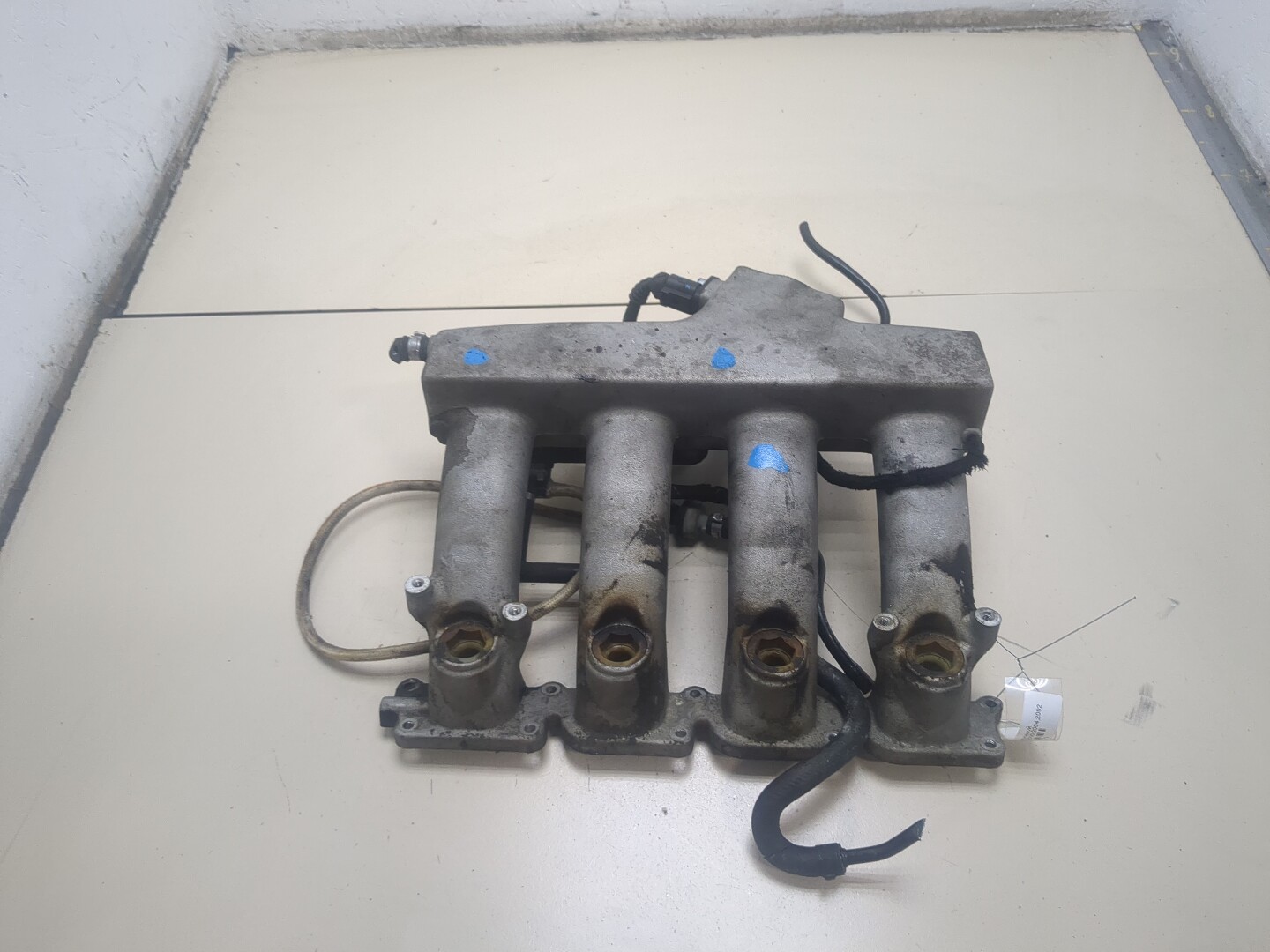 Коллектор впускной