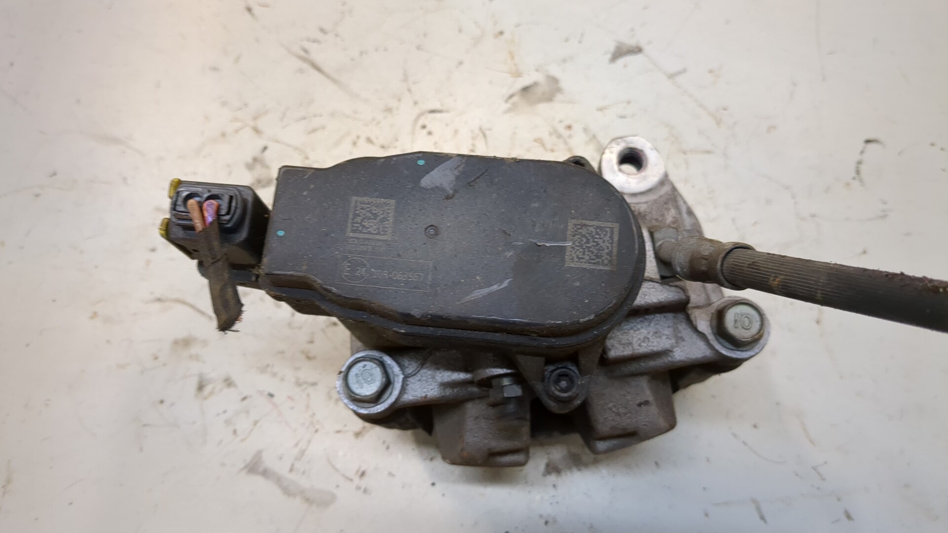 Суппорт задний левый