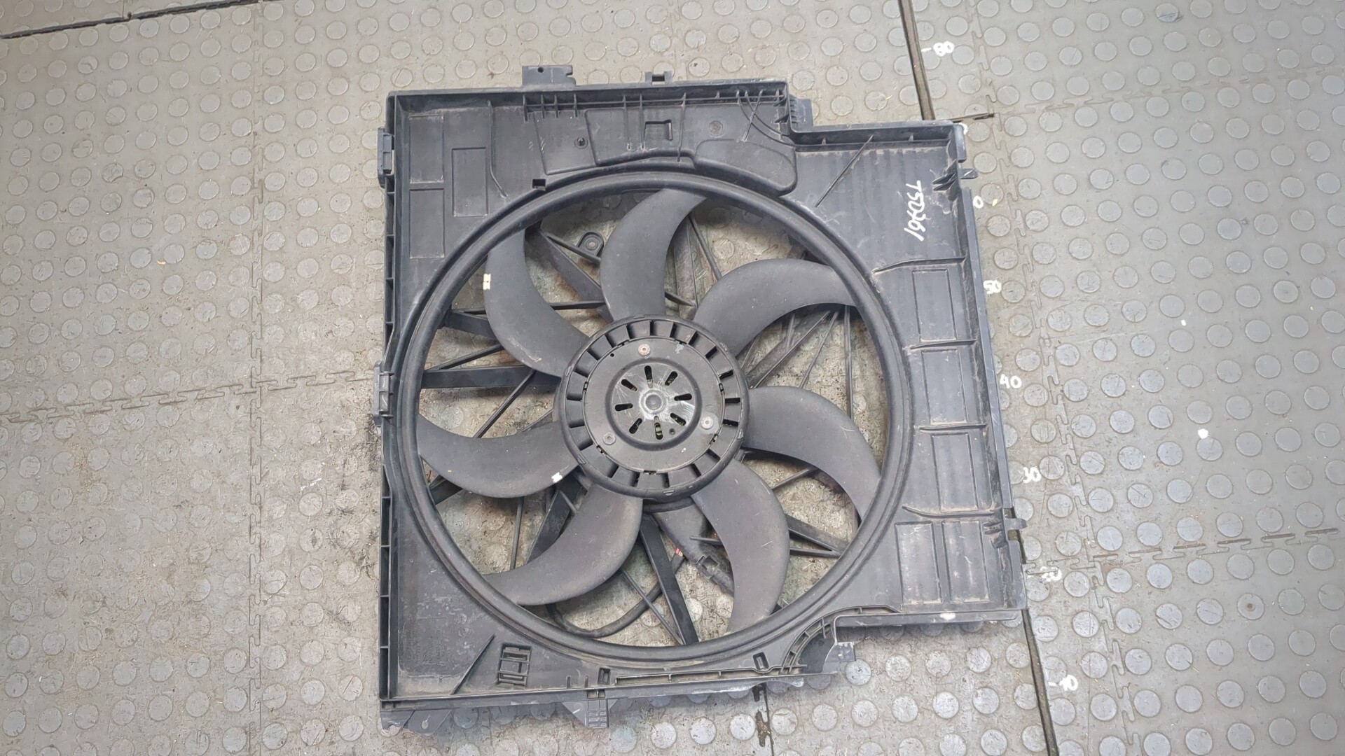 Вентилятор радиатора