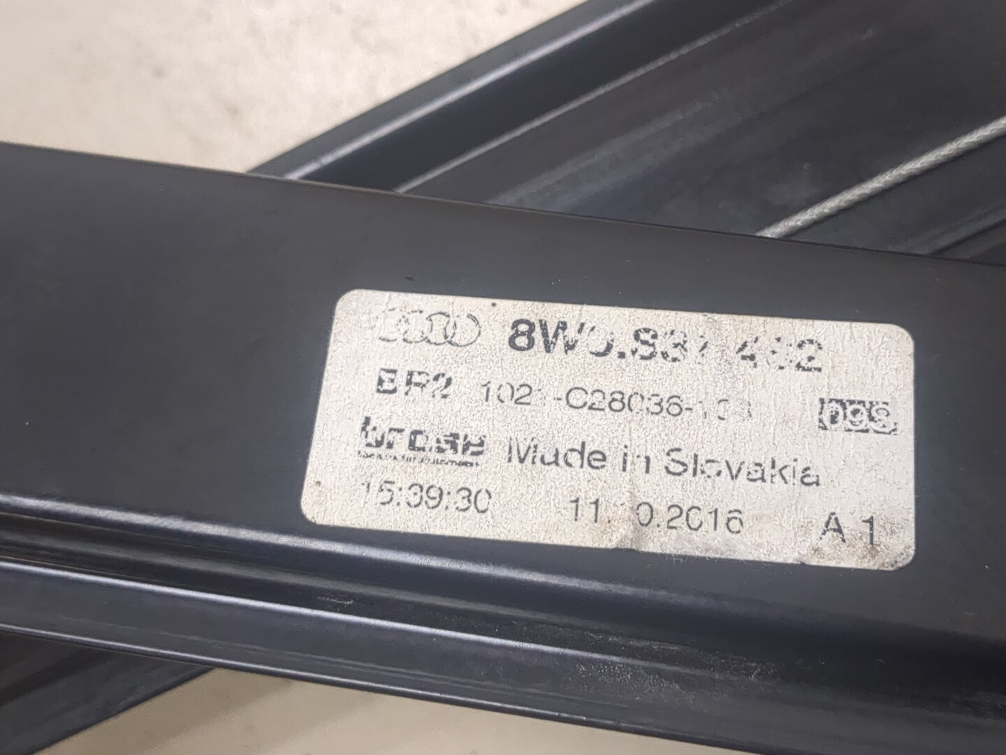 Стеклоподъемник электр. передний правый