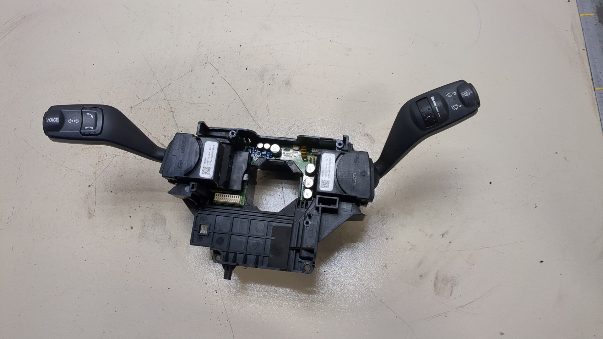 Переключатель подрулевой