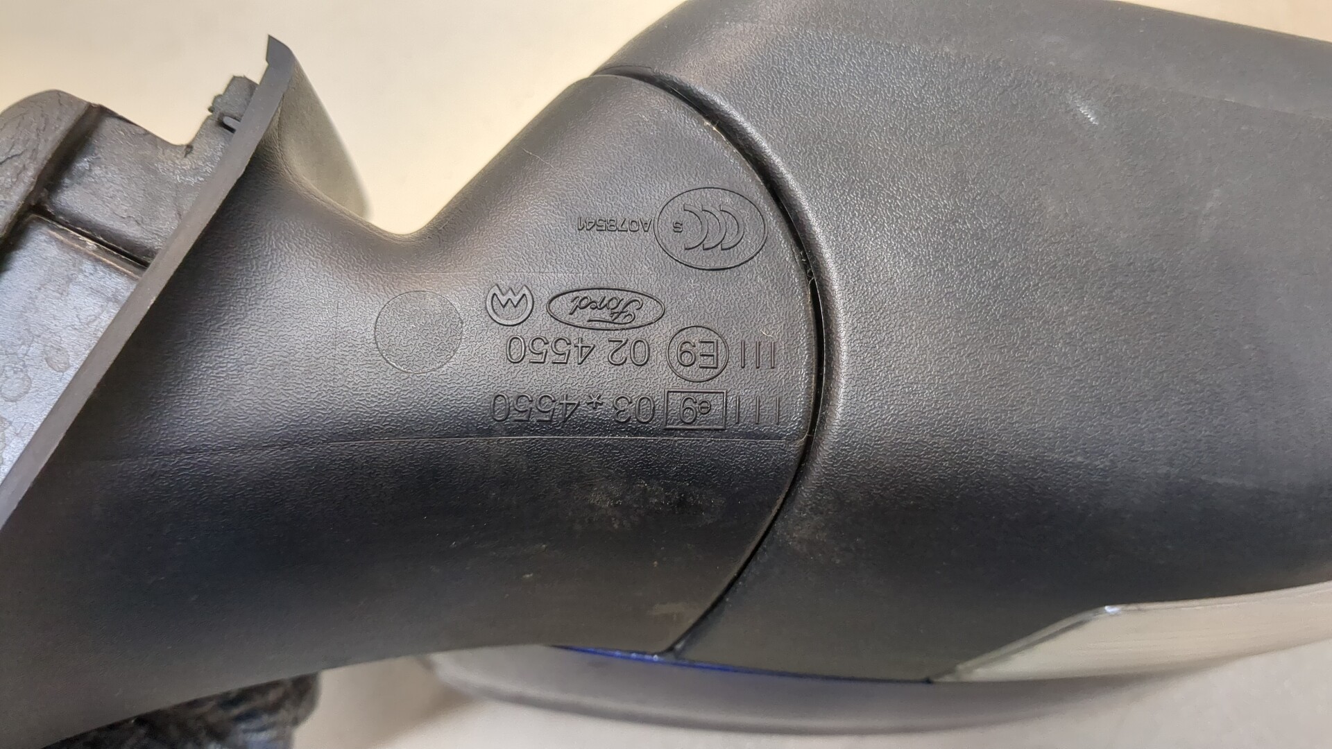 Зеркало правое электрическое