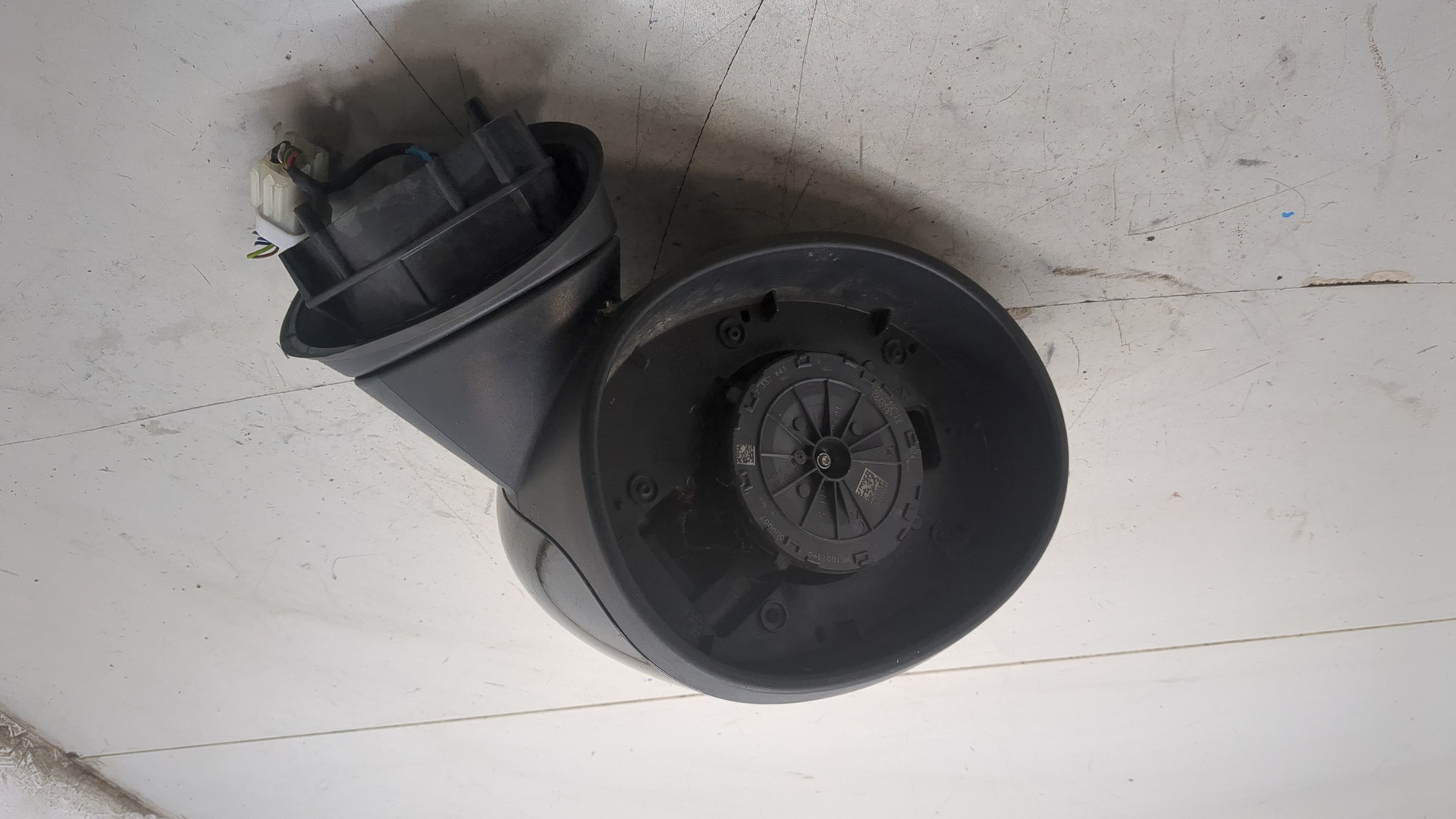 Зеркало левое электрическое